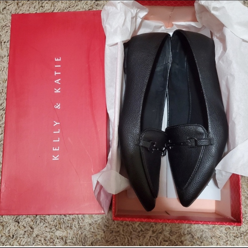 NWT Women Loafers/Flats Kelly&Katie